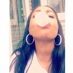 Meet your Posher, Lulu